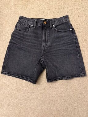 Madewell Baggy Jean Shorts. Size 27. 100% cotton.